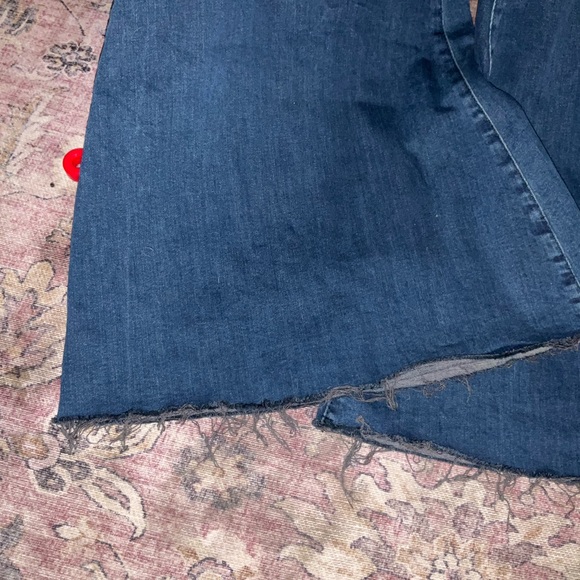 FREE PEOPLE WOMEN'S DARK WASH HIGH RISE JUST FLOAT ON FLARE JEANS 28 - Picture 11 of 12